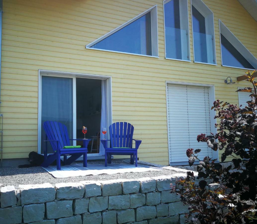 B&B Whitianga Vinelz Bagian luar foto